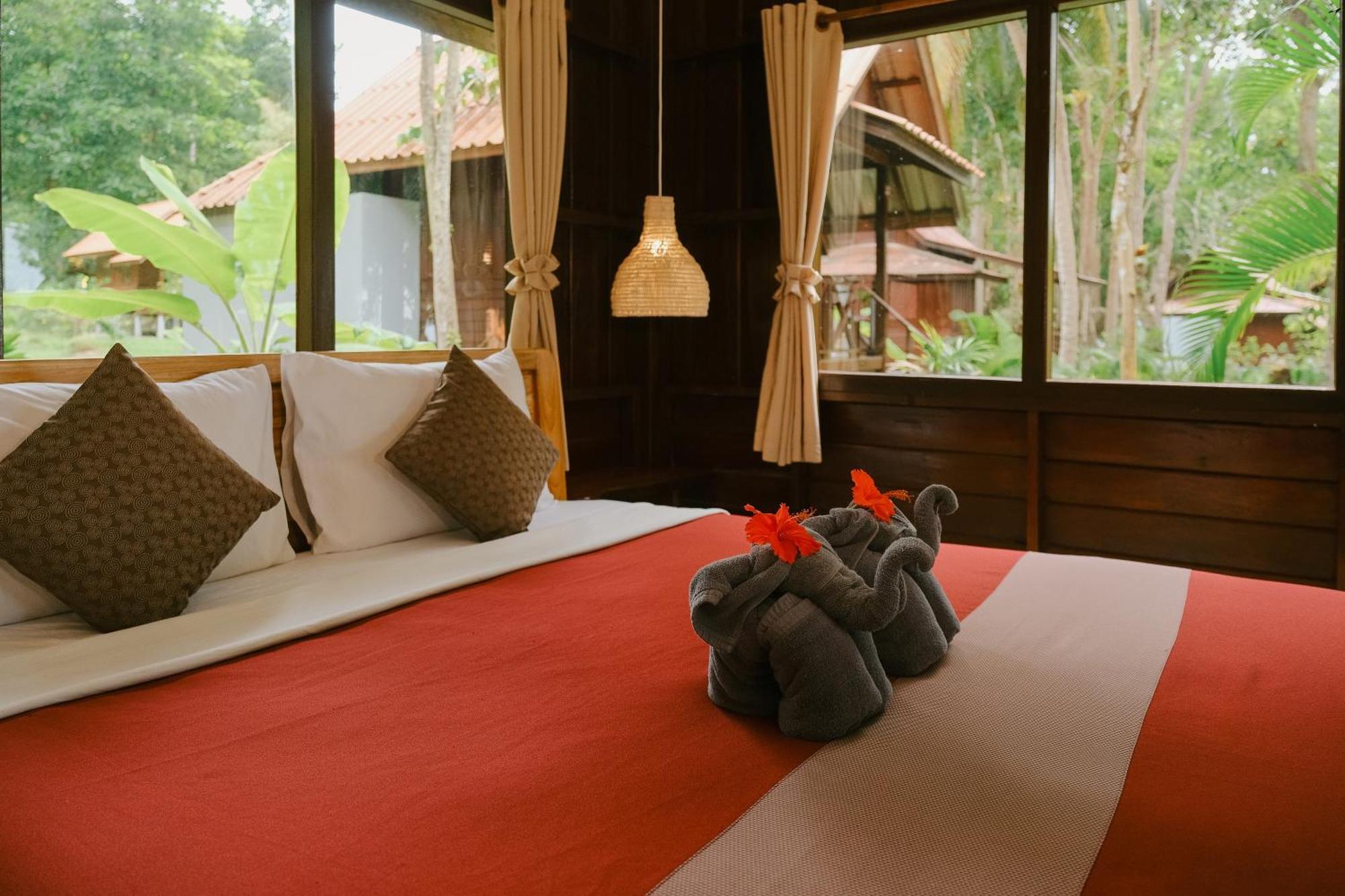 Joy Bungalow Resort And Restaurant Koh Jum Dış mekan fotoğraf