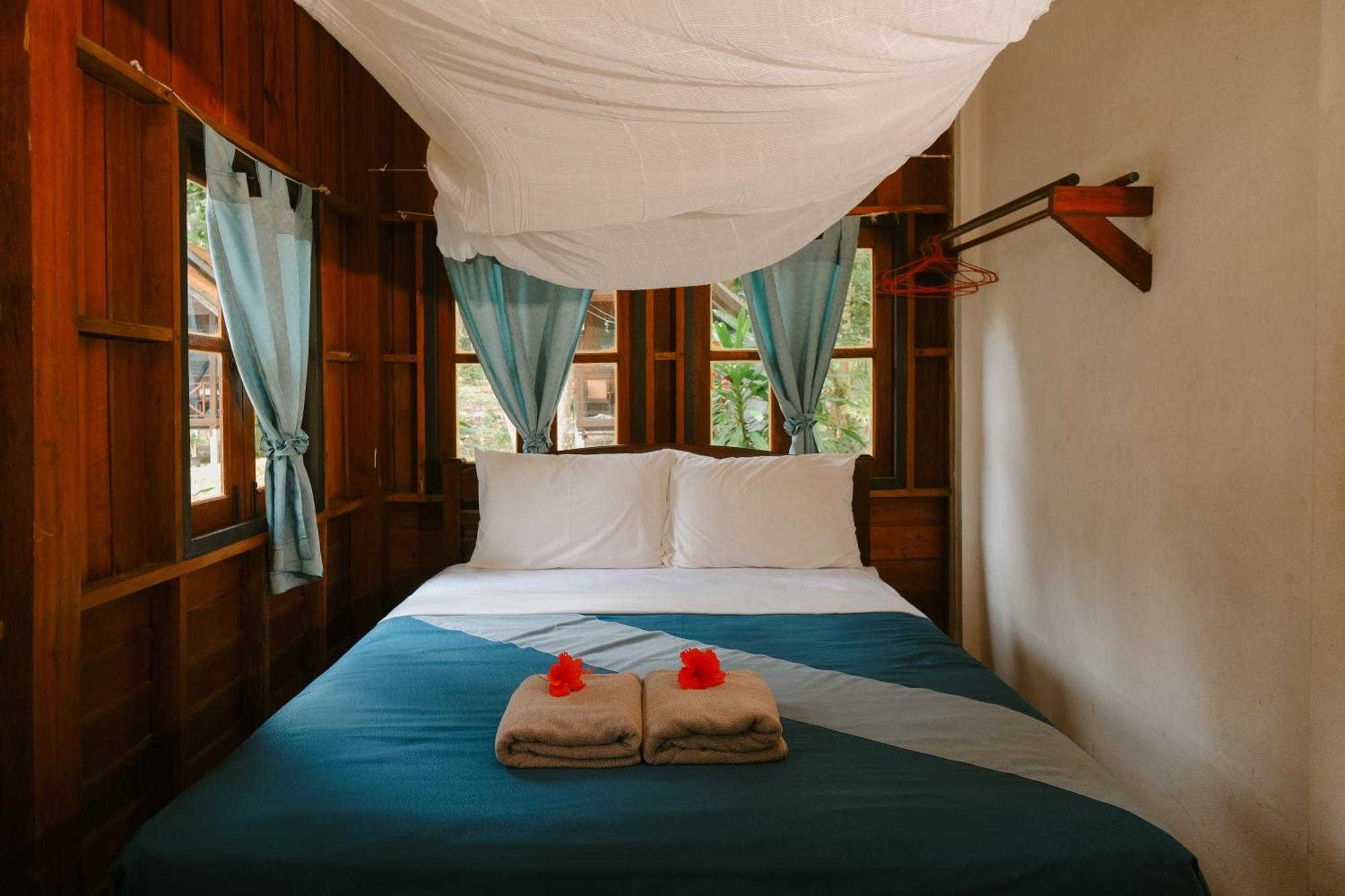 Joy Bungalow Resort And Restaurant Koh Jum Dış mekan fotoğraf